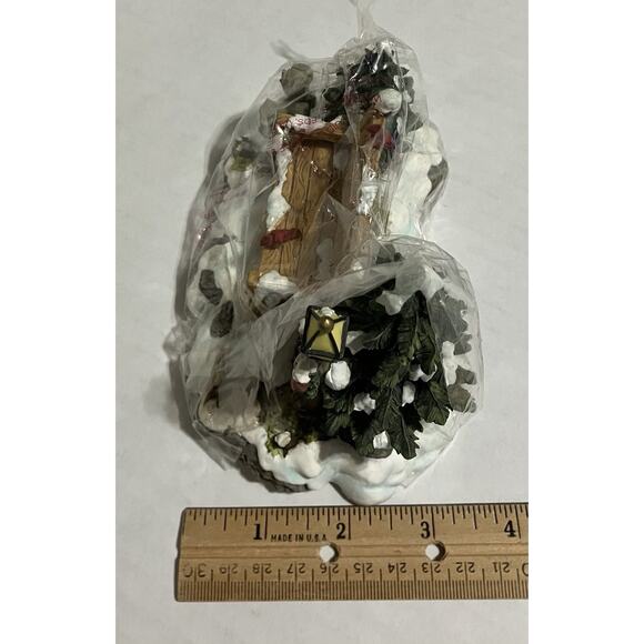 Department 56 Mill Creek Park Bench 52654 Trees Lamppost Cardinals Boxed - Picture 9 of 9